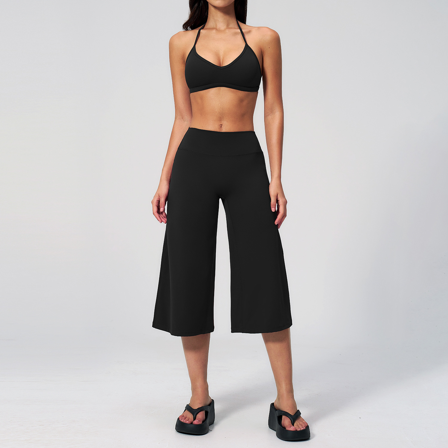 カスタムロゴ入りレディースヨガ高級スポーツブラ（耐衝撃）、速 - Yoga Fitness Outfit のレビューと価格