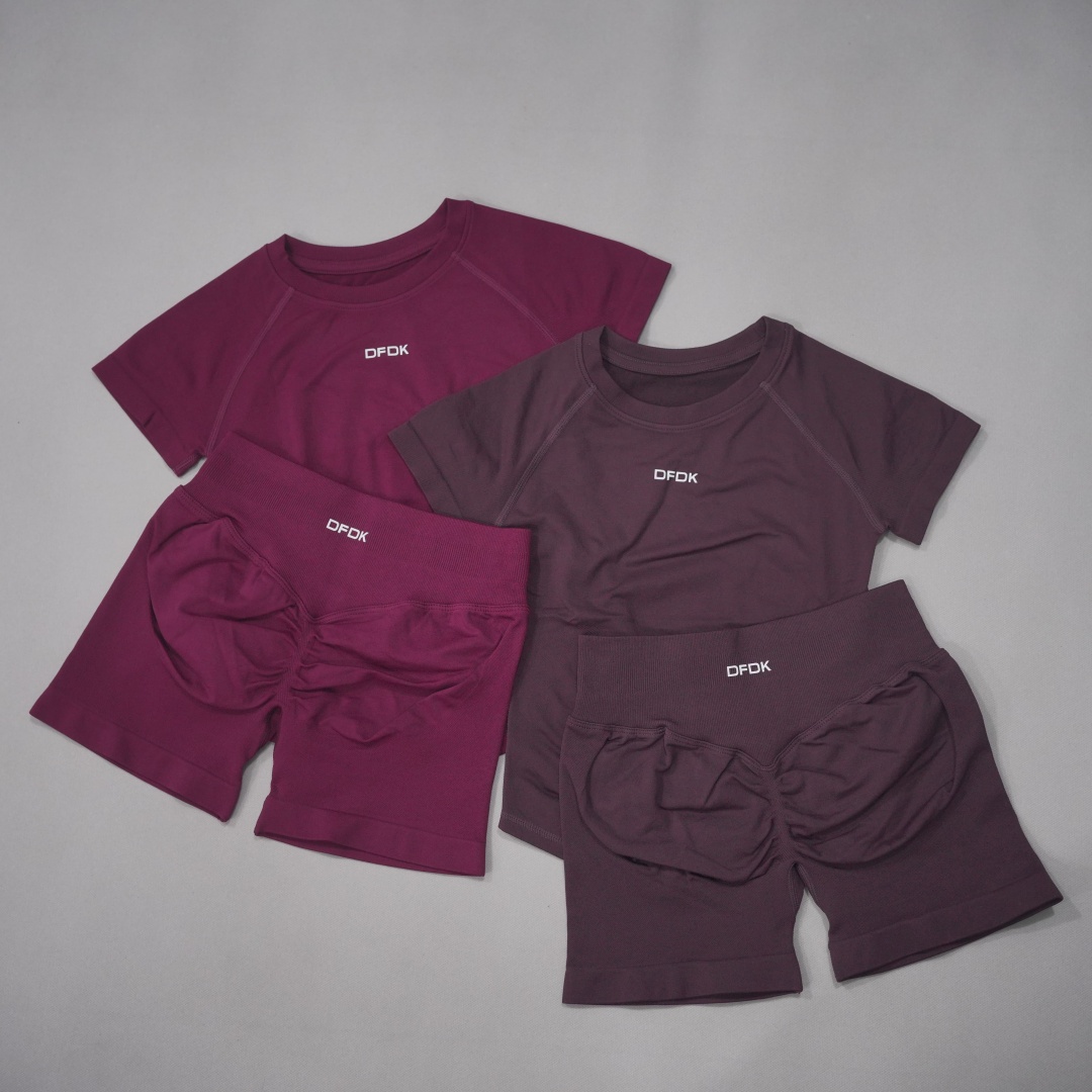 DFWomen 2ピース シームレスヨガセット 半袖トップス - Yoga Fitness Outfit のレビューと価格