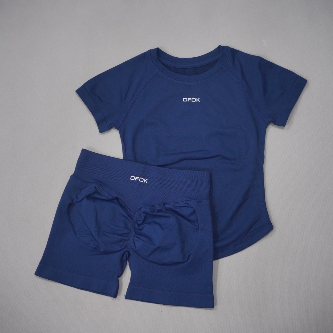DFWomen 2ピース シームレスヨガセット 半袖トップス - Yoga Fitness Outfit のレビューと価格